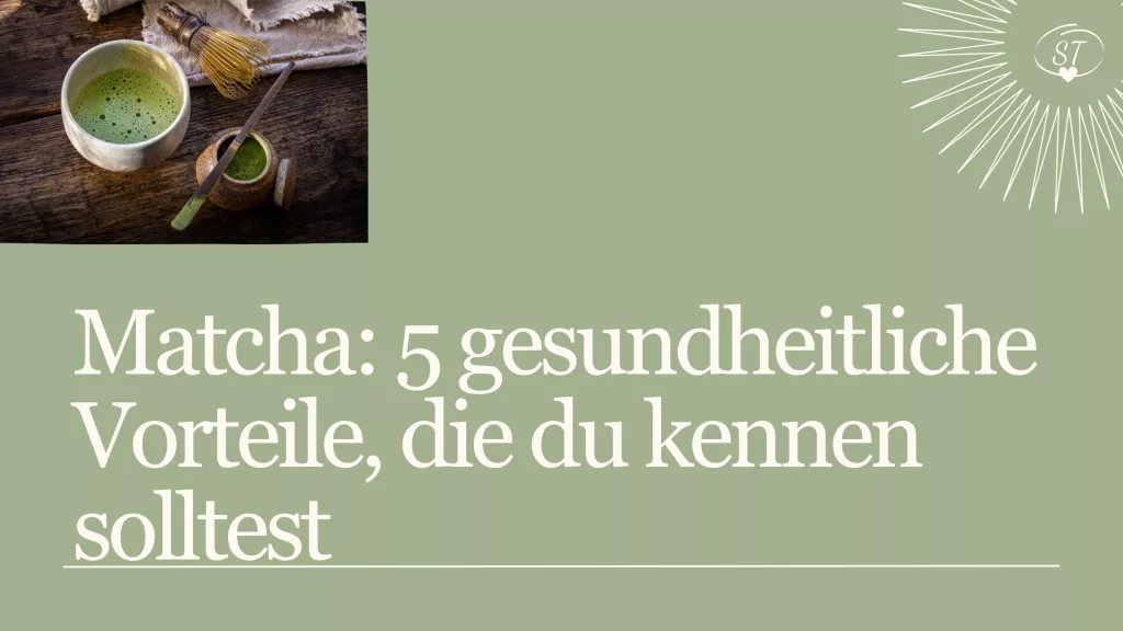 Matcha Tee in einer Schale mit Bambusbesen